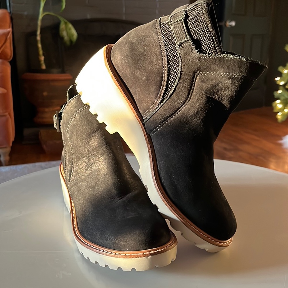GB Ankle Boot